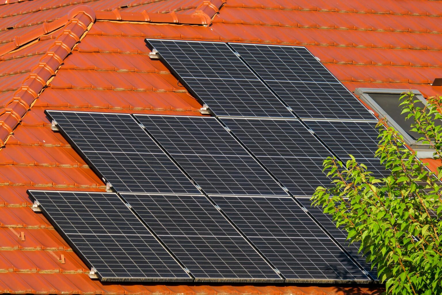 Why Renewable Energy Storage Stocks Are Outperforming Solar Companies Solar panel installation on rooftop showing renewable energy infrastructure