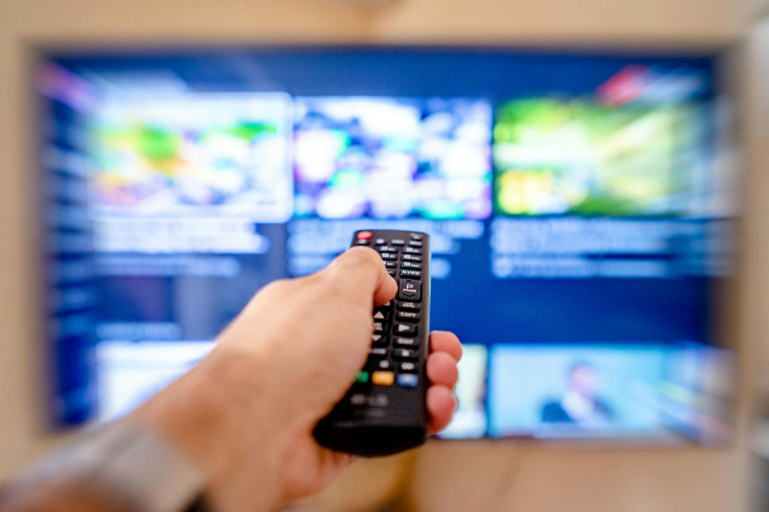How Streaming Service Bundle Wars Are Affecting Media Valuations Modern smart TV displaying streaming service interface with multiple app options