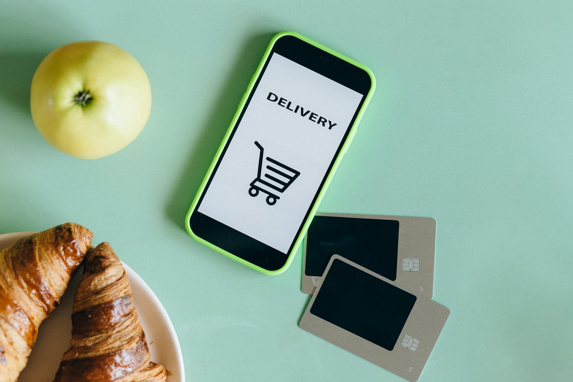 Customer using smartphone to place mobile food order