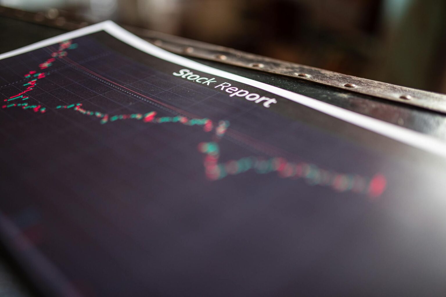 Small-Cap Stocks Are Bleeding Institutional Capital Into Large-Caps Stock market chart showing downward trend in small-cap equity performance